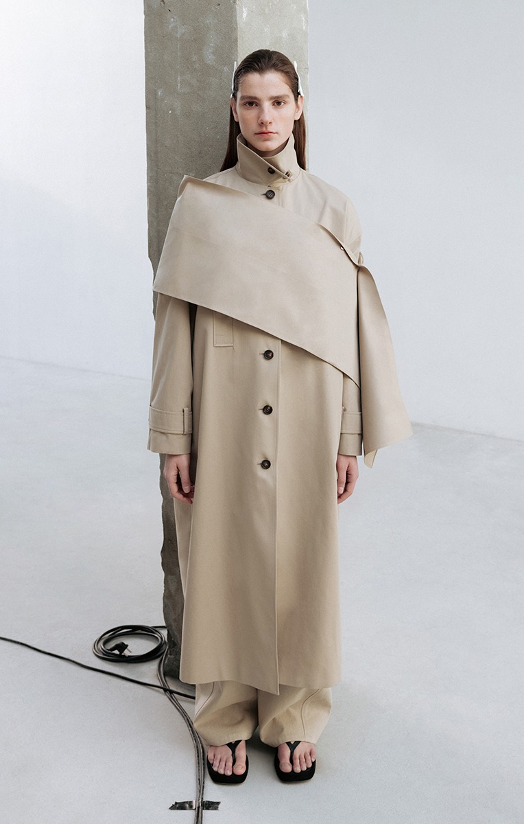 MAISIE OVERSIZED SCARF DETAIL TRENCH COAT (BEIGE)